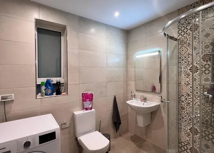 Spacious Private With A Shared Bathroom -shared Flat Сент Джулианс